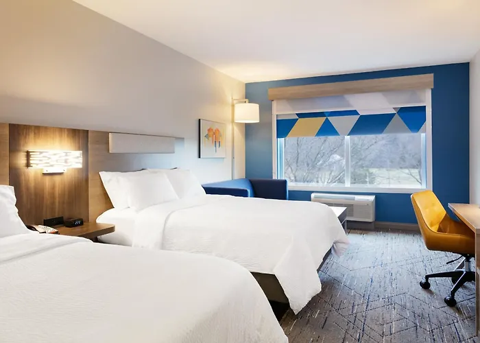 Hotel Express & Chicago - By Ihg 3*