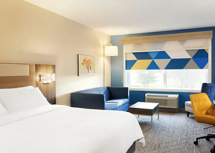 Hotel Express & Chicago - By Ihg