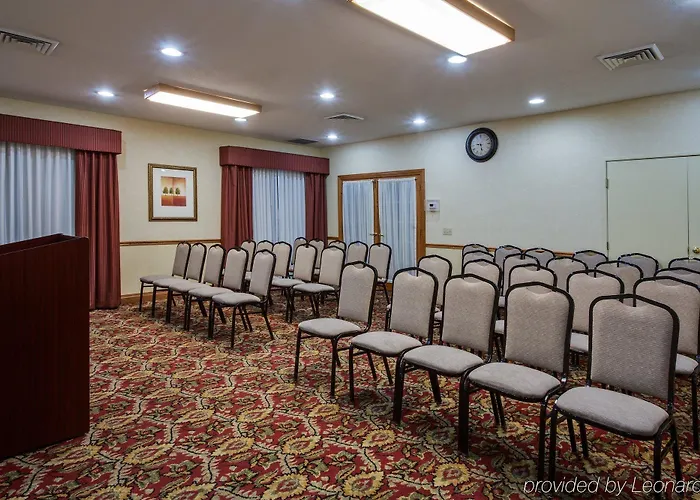Hotel Express & Chicago - By Ihg 3*
